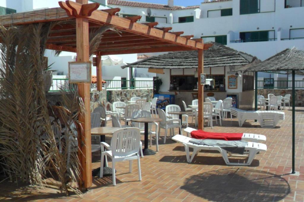 Apartamentos Alondras Park Costa Del Silencio Dış mekan fotoğraf