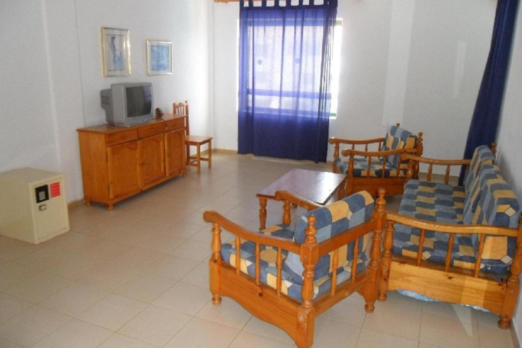 Apartamentos Alondras Park Costa Del Silencio Dış mekan fotoğraf