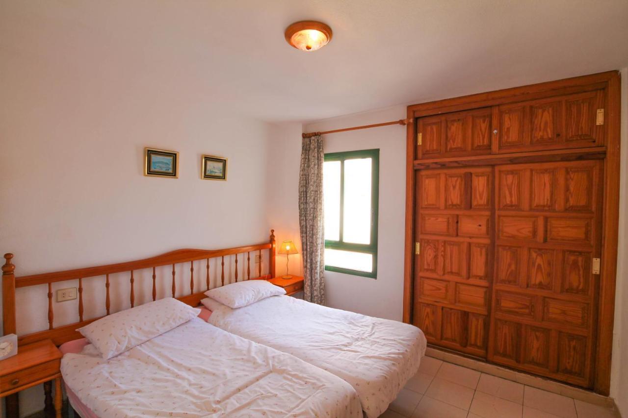 Apartamentos Alondras Park Costa Del Silencio Dış mekan fotoğraf